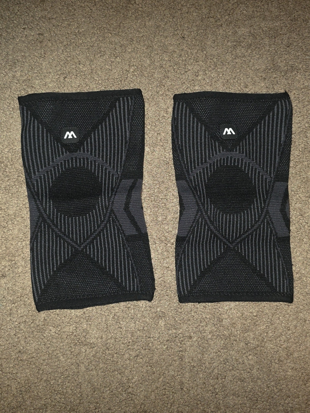 Black Compression Knee Sleeves - Pair
